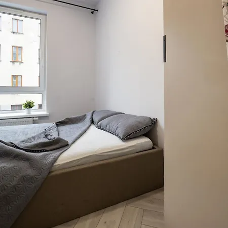 Sea Breeze Apartment- Fengshui4u Apartment *
