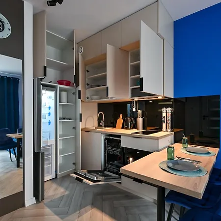 Sea Breeze By Fengshui4u, Balkon, Nowy Budynek, Dostep Na Kod Апартаменты